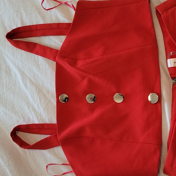 Top and Short Red size S - Picture 3 of 5